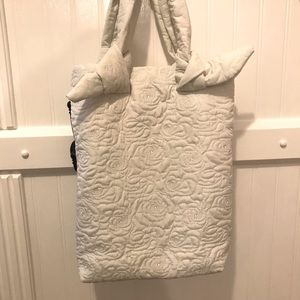 Snow White Roses Tote Bag